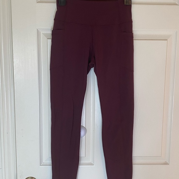 Ethos All Day Leggings Plum size S HAS POCKETS! - Picture 4 of 5